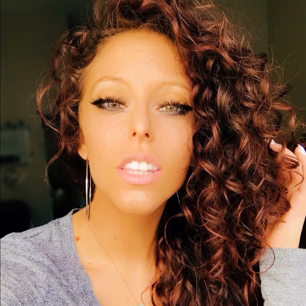 Meet your Posher, Seana